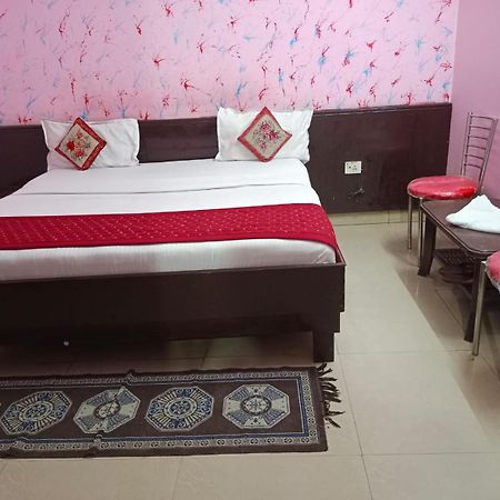 Airport Hotel Pariksheet Inn Nowe Delhi Zewnętrze zdjęcie