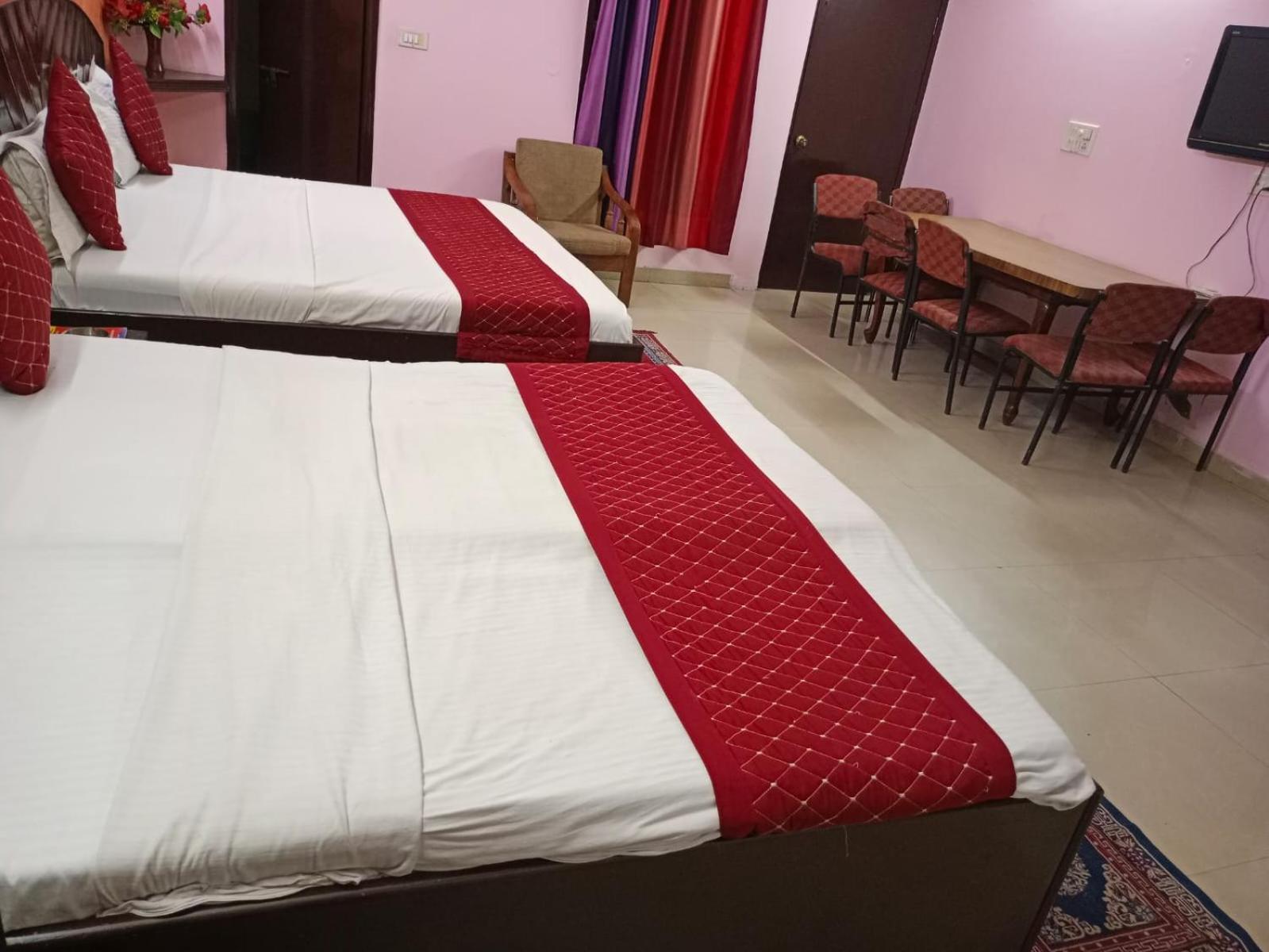 Airport Hotel Pariksheet Inn Nowe Delhi Zewnętrze zdjęcie