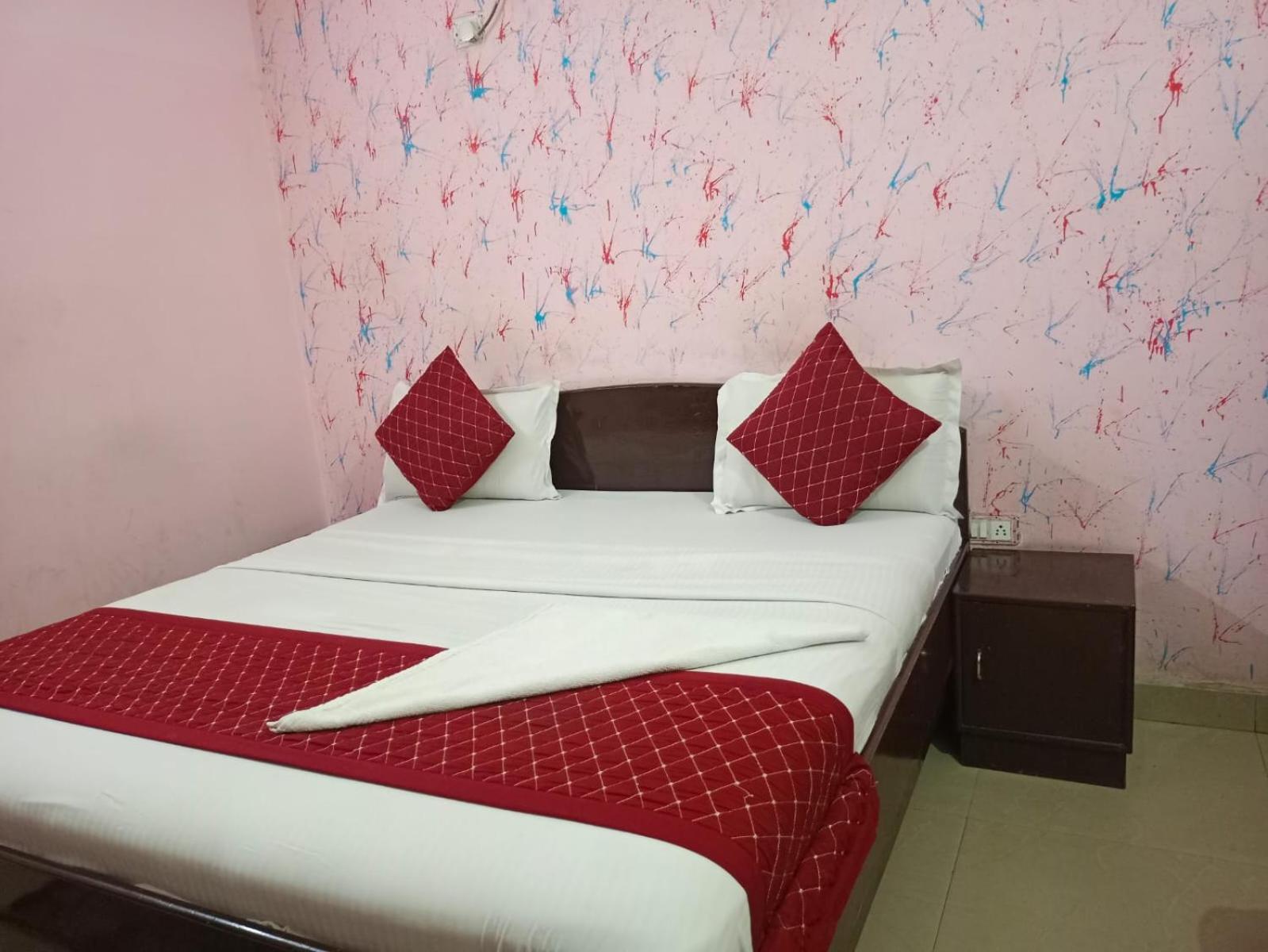 Airport Hotel Pariksheet Inn Nowe Delhi Zewnętrze zdjęcie