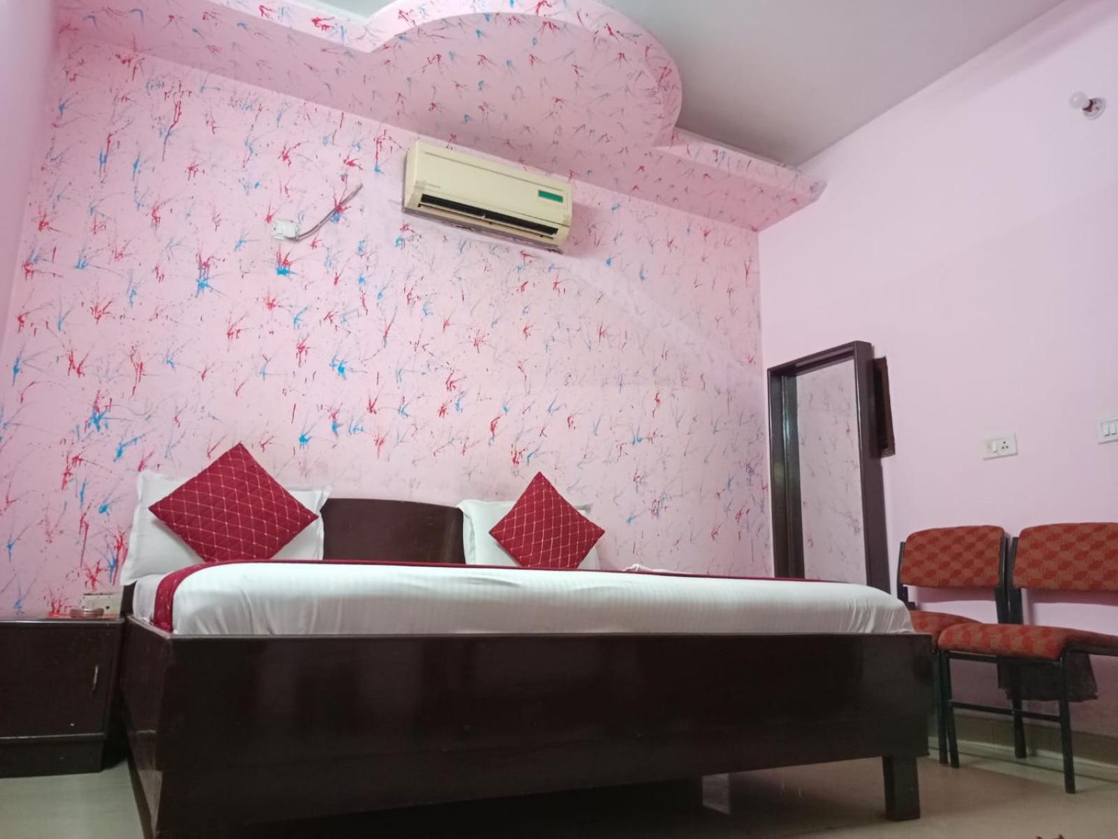 Airport Hotel Pariksheet Inn Nowe Delhi Zewnętrze zdjęcie