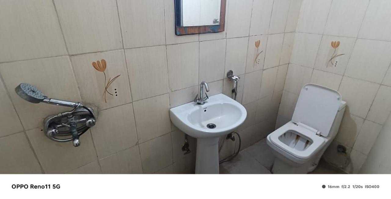 Airport Hotel Pariksheet Inn Nowe Delhi Zewnętrze zdjęcie