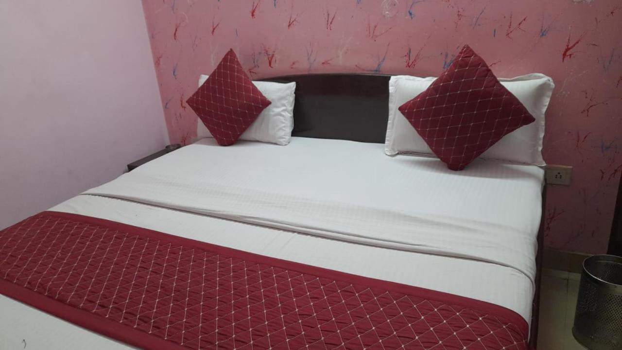 Airport Hotel Pariksheet Inn Nowe Delhi Zewnętrze zdjęcie